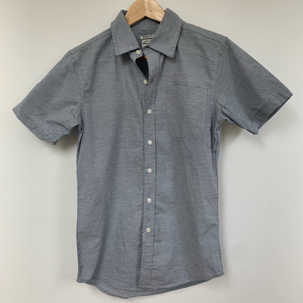 Bridge & Burn short sleeve button up